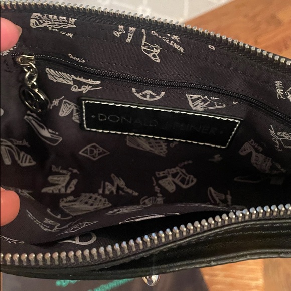 Donald Pliner NEW black clutch/wristlet - Picture 4 of 6